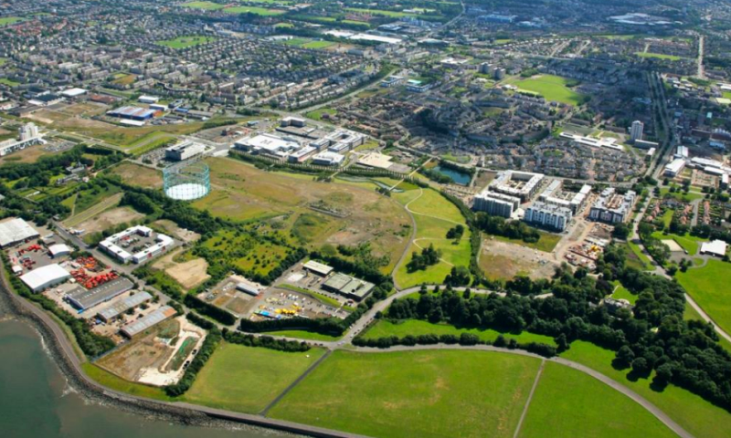 Hank Zarihs Associates | Edinburgh set to invest £2.5bn in modernising and building new homes