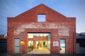 20d038ef 34b9 4db1 89fd 1222ee2e6e0f ec7256c7 c383 439b 8e79 1374b7754814 converted warehouse melbourne exterior