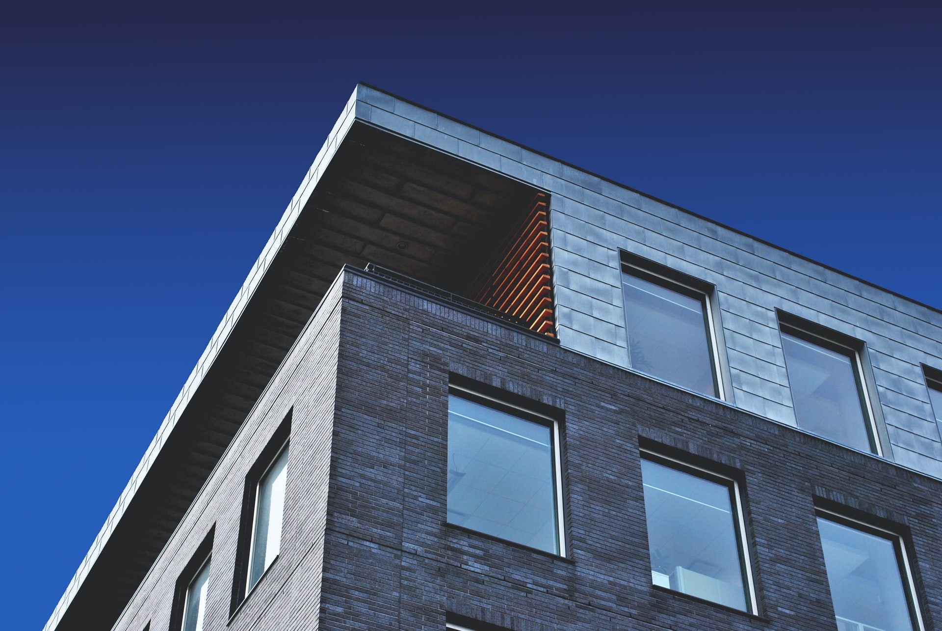 property auction bridging finance