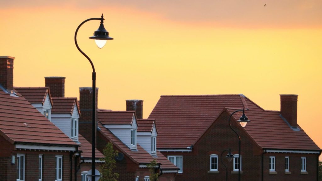 Development exit facility for 4 detached houses scaled 1