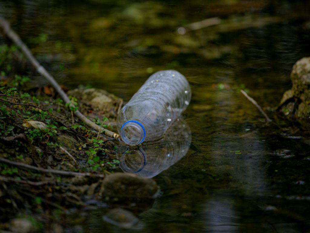 Engin Akyurt water bottle pic
